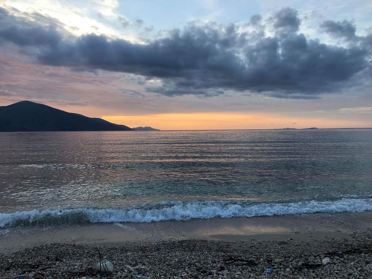 Karaburun Sunset Beach Orikum Exterior photo